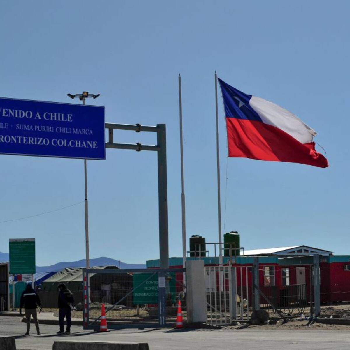 Chile fortalece seguridad en su frontera norte ante posible ola migratoria desde Venezuela