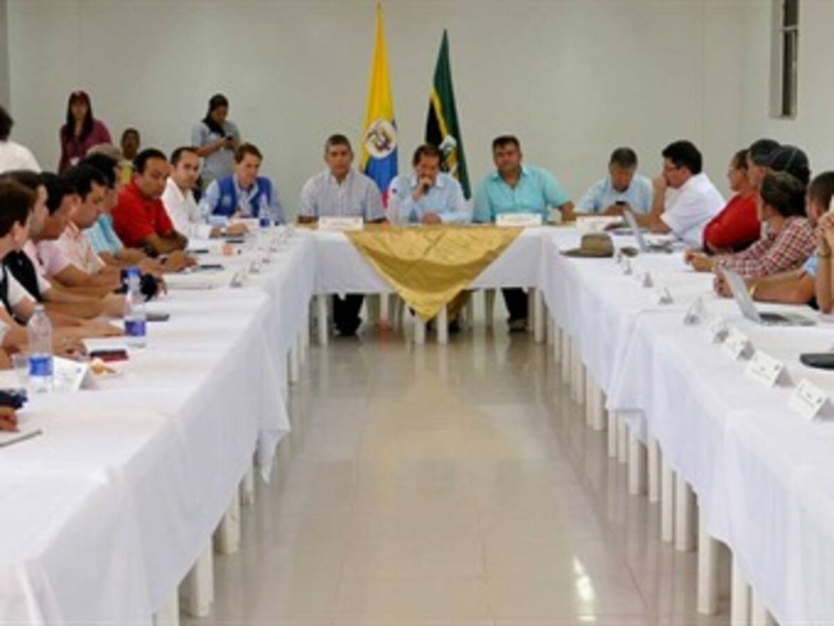En buenos términos avanza diálogo entre vicepresidente Garzón y campesinos del Catatumbo