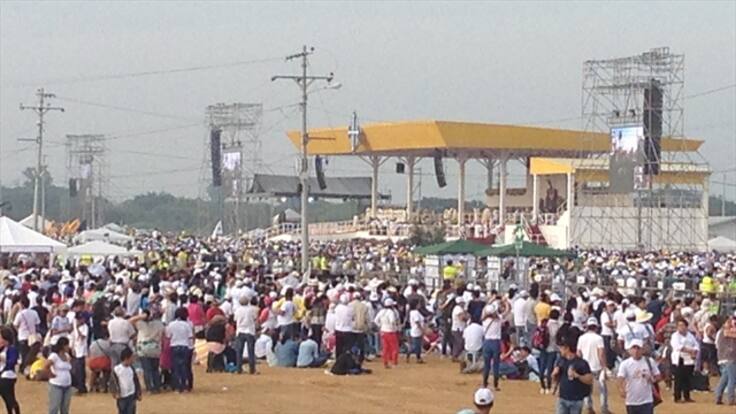 Filas enormes para ingresar al Parque Los Samanes, en Guayaquil