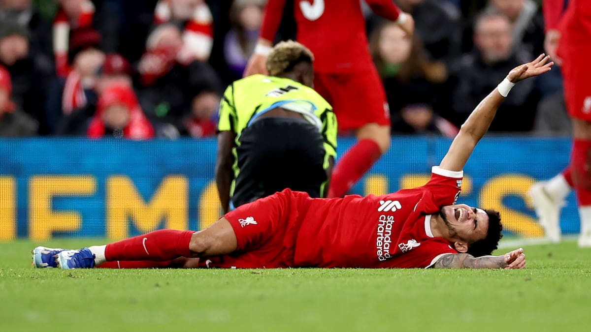 Luis Díaz se retira lesionado y entre lágrimas: alerta en Liverpool y Selección Colombia