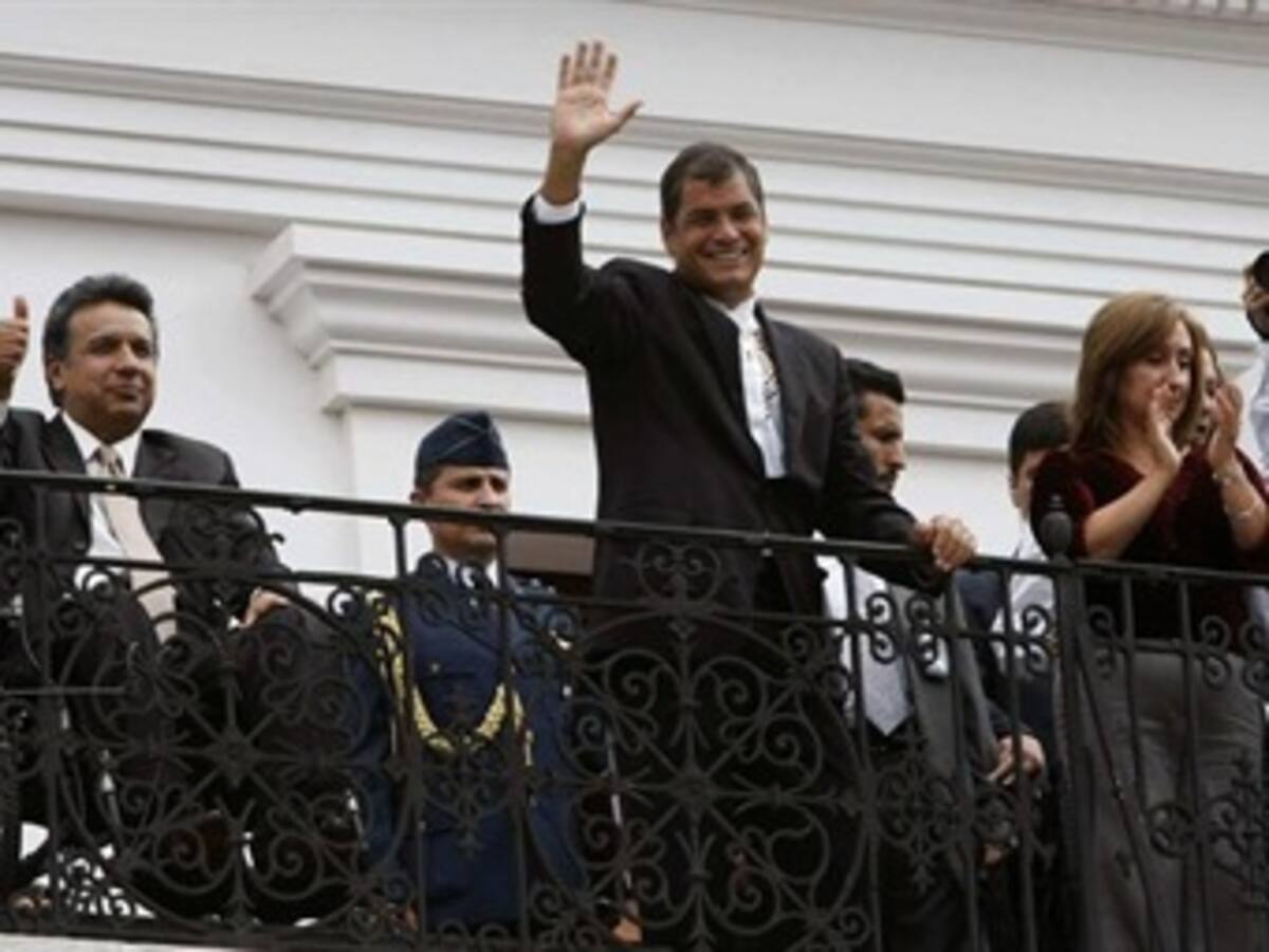 Correa asegura que triunfó en referendo
