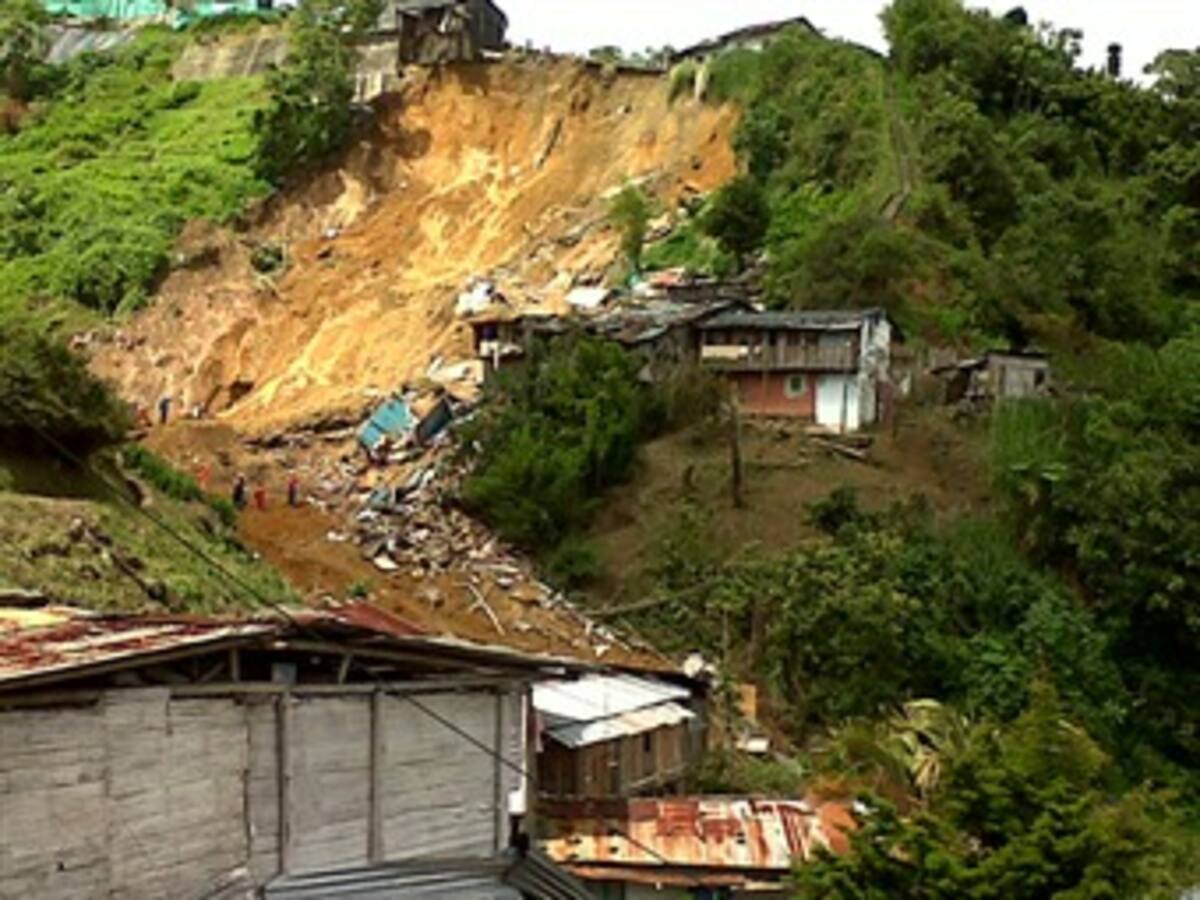 Declarada la "calamidad" en zona de deslizamiento en Manizales