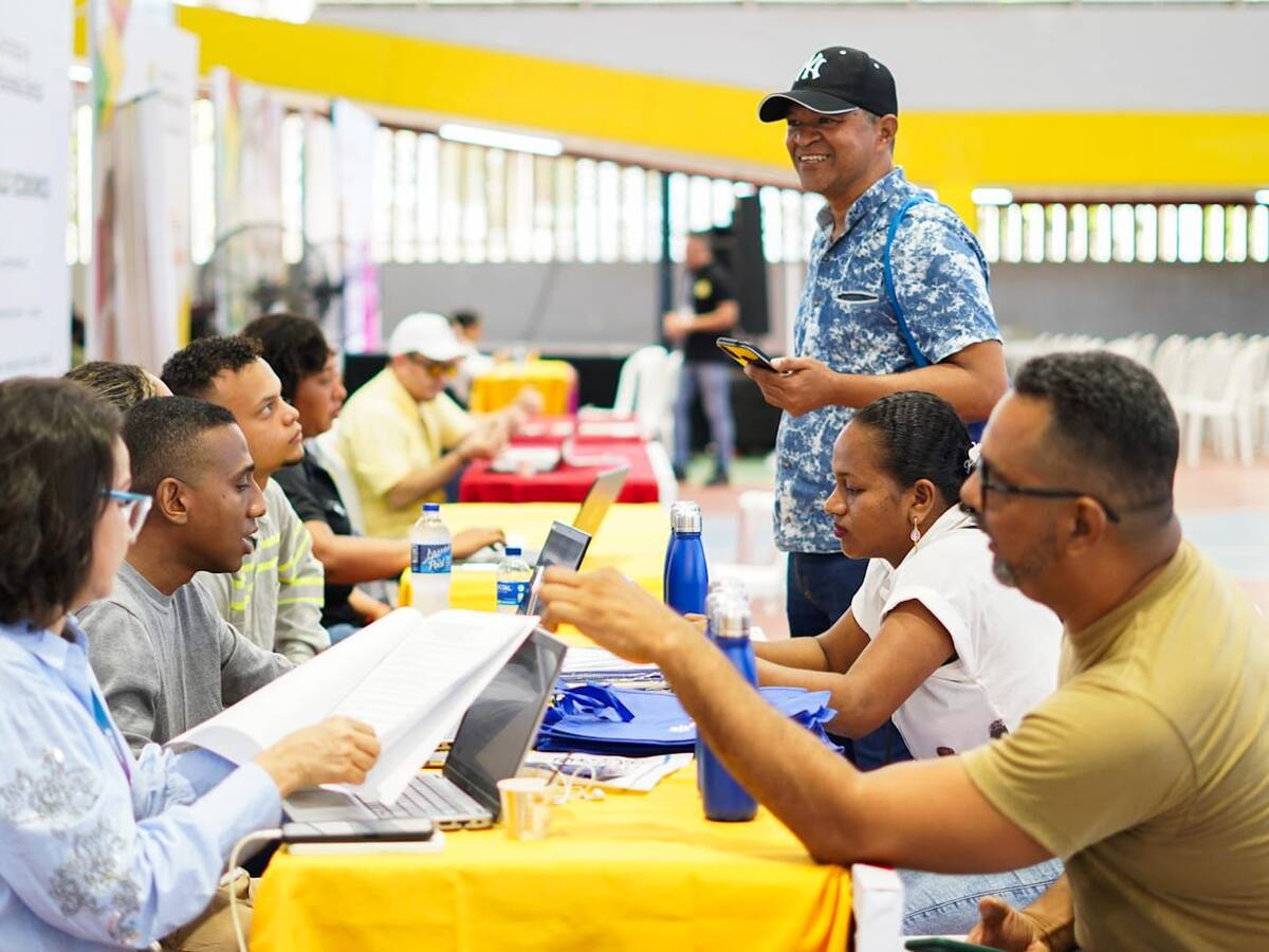 600 vacantes laborales ofertadas en la Feria de Oportunidades de la Secretaría de Hacienda