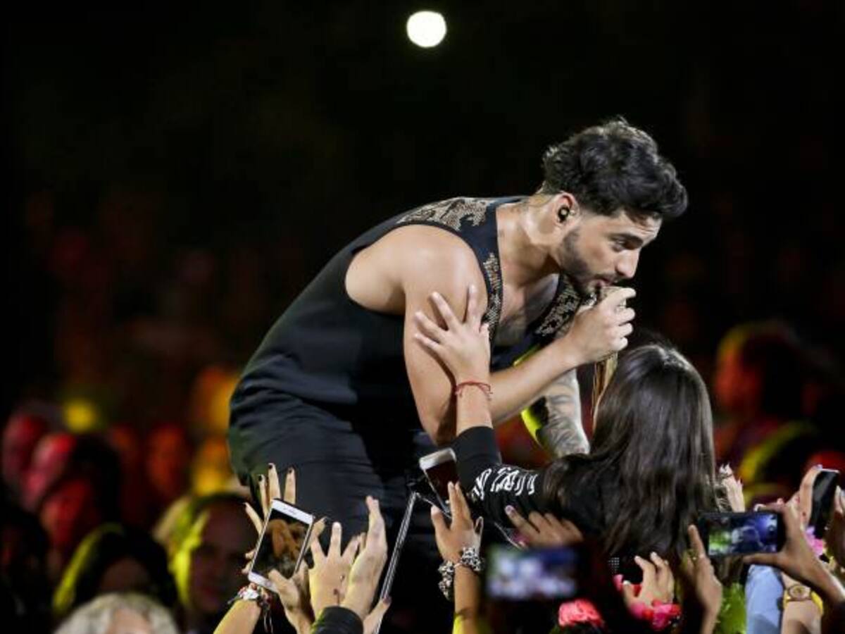 Selena Gomez se habría arrepentido de grabar con Maluma