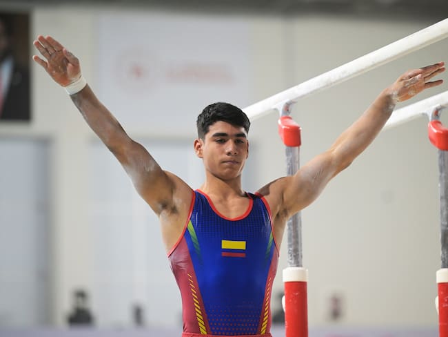 Ángel Barjas, gimnasta colombiano / @gymnastics