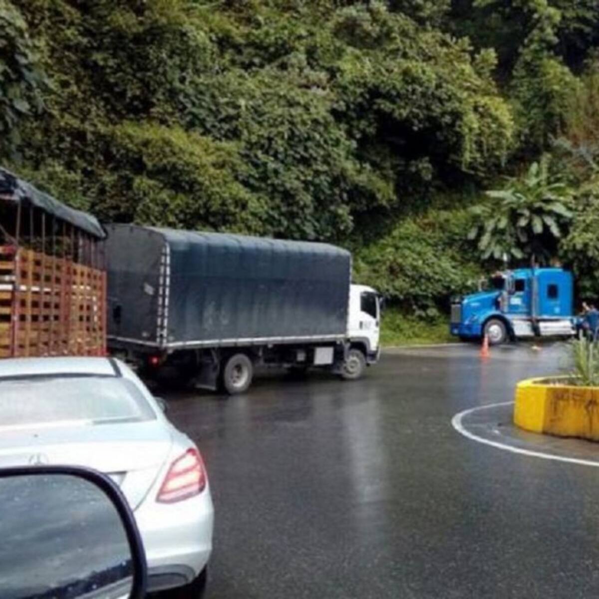 Siete puntos de control tiene Policía de tránsito en vías del Quindío