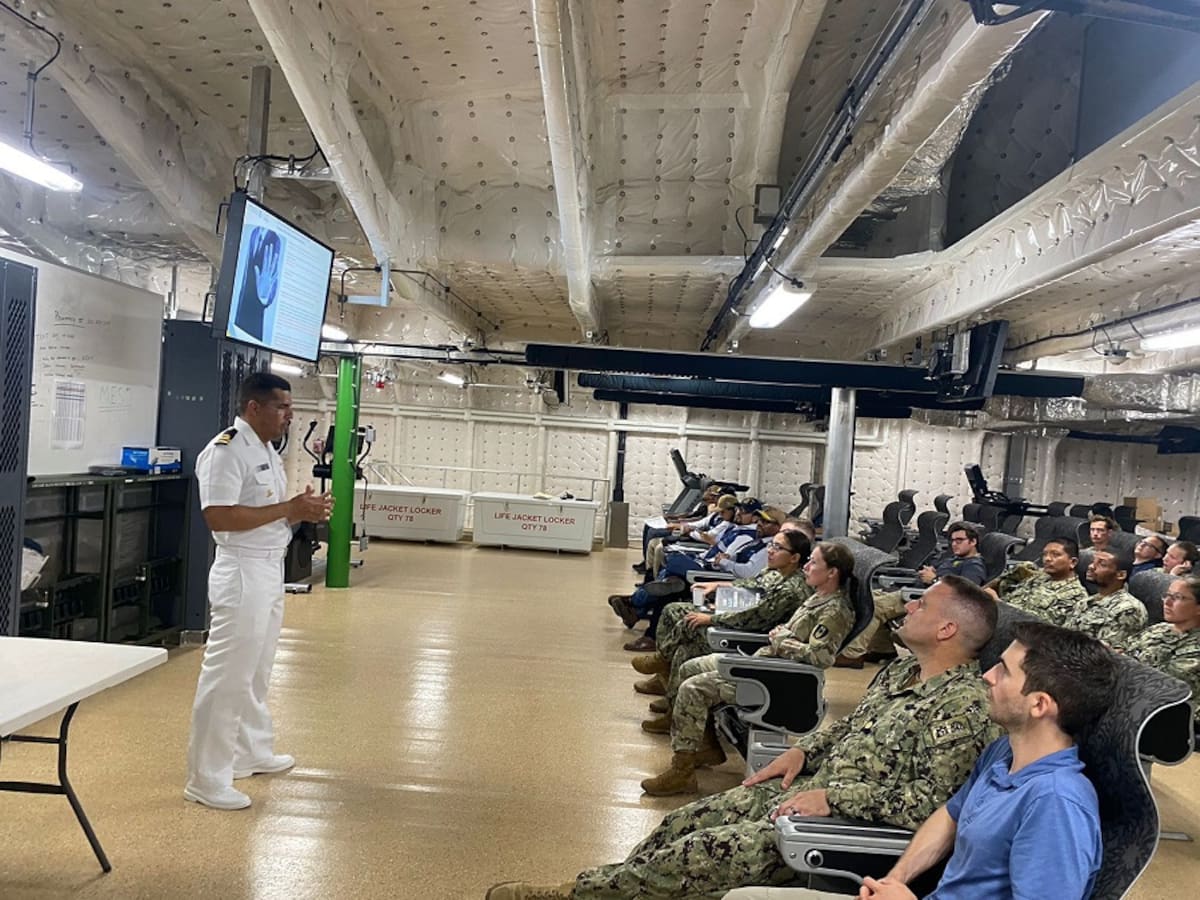 Buque de la Armada de Estados Unidos llegó a Cartagena para misión humanitaria