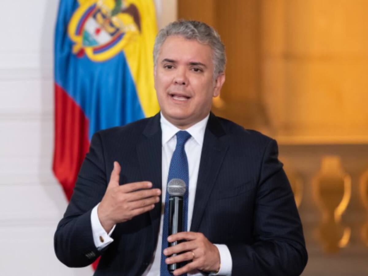 Vacunación para mayores de 60 años comienza hoy, viernes 30 de abril: Duque