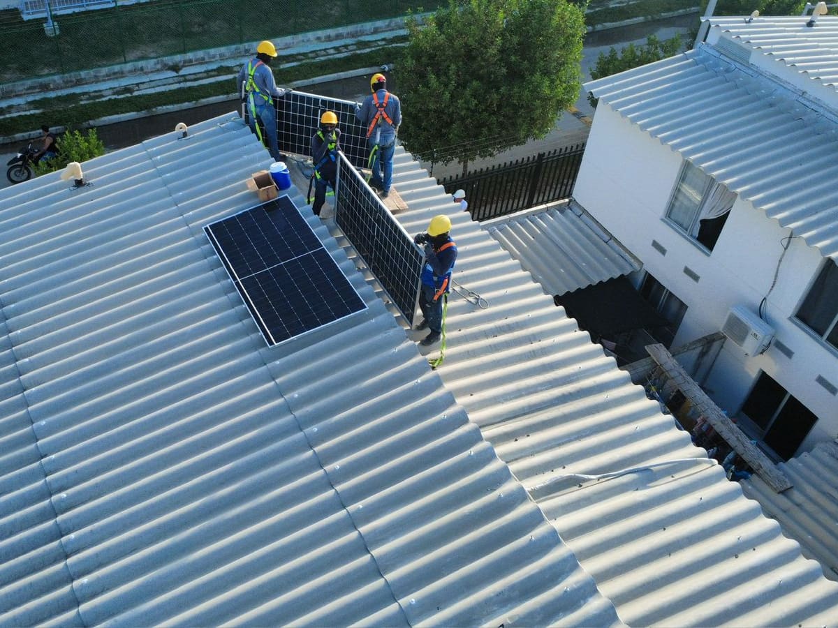 Usuarios de Colombia Solar en Barranquilla ya pagan menos por energía
