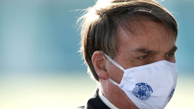 Presidente de Brasil, Jair Bolsonaro da positivo por coronavirus y se trata con cloroquina