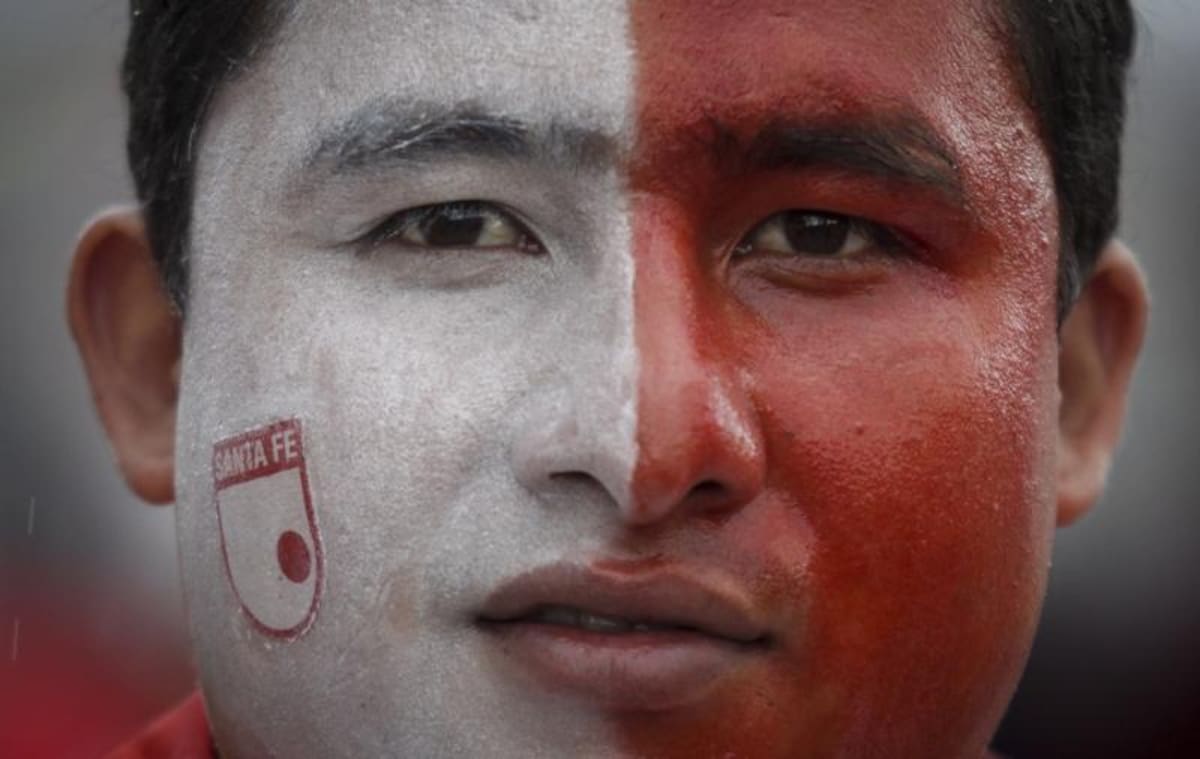 La fiebre cardenal que llevan en la piel.