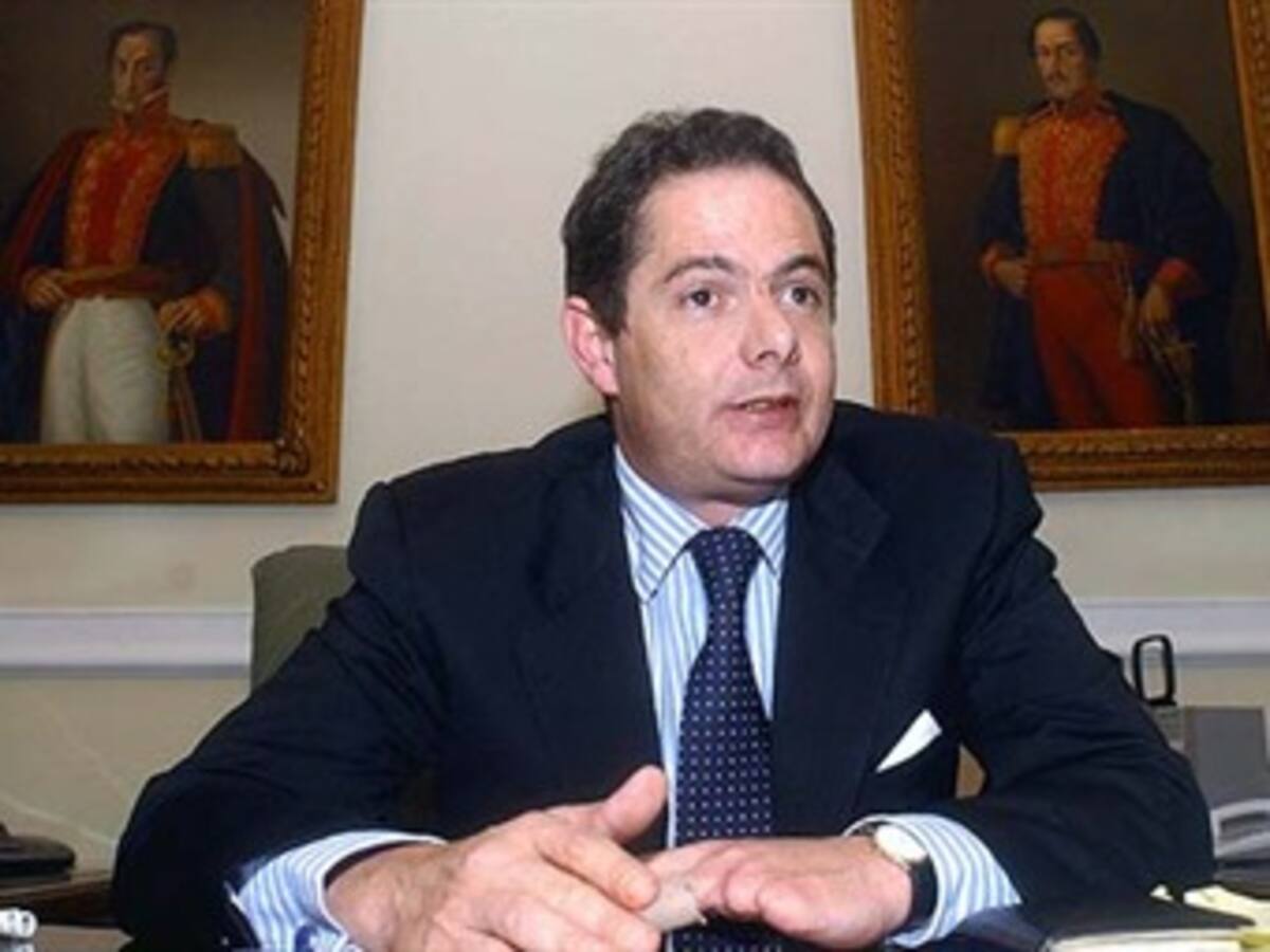 'Revolcón' a la rama judicial propone, Germán Vargas Lleras