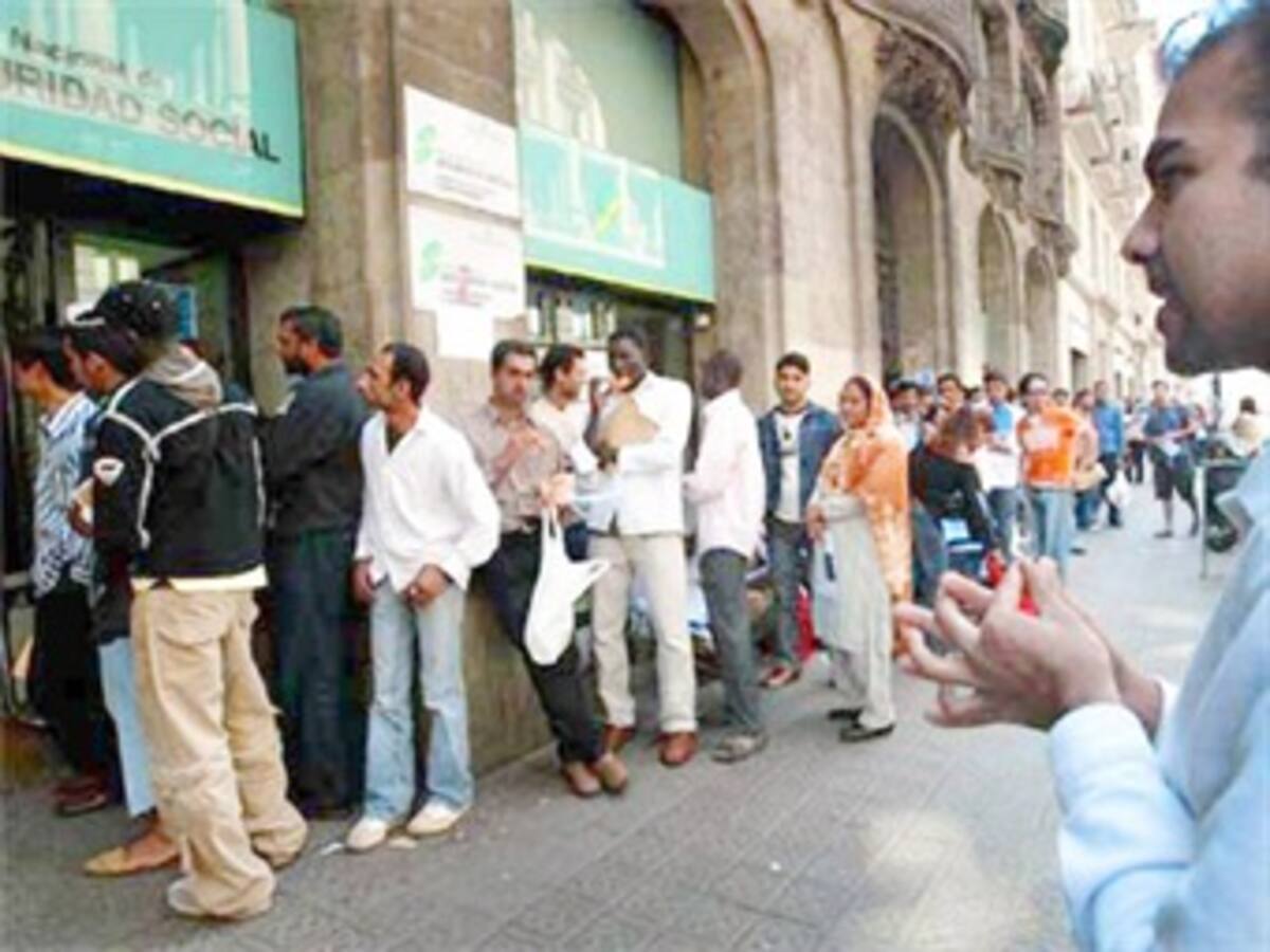 Buena situación económica en América Latina no redujo migración a países ricos