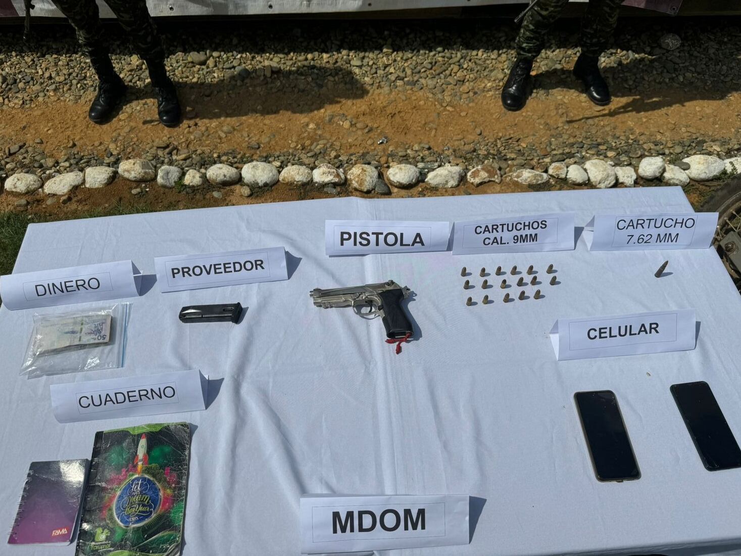 Material incautado a alias Loco Barrera- foto ejército