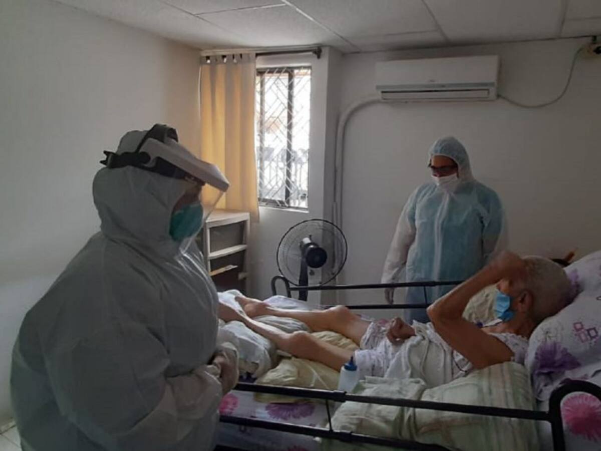 Usuaria de Sanidad de la Policía en Cartagena se recupera del Coronavirus