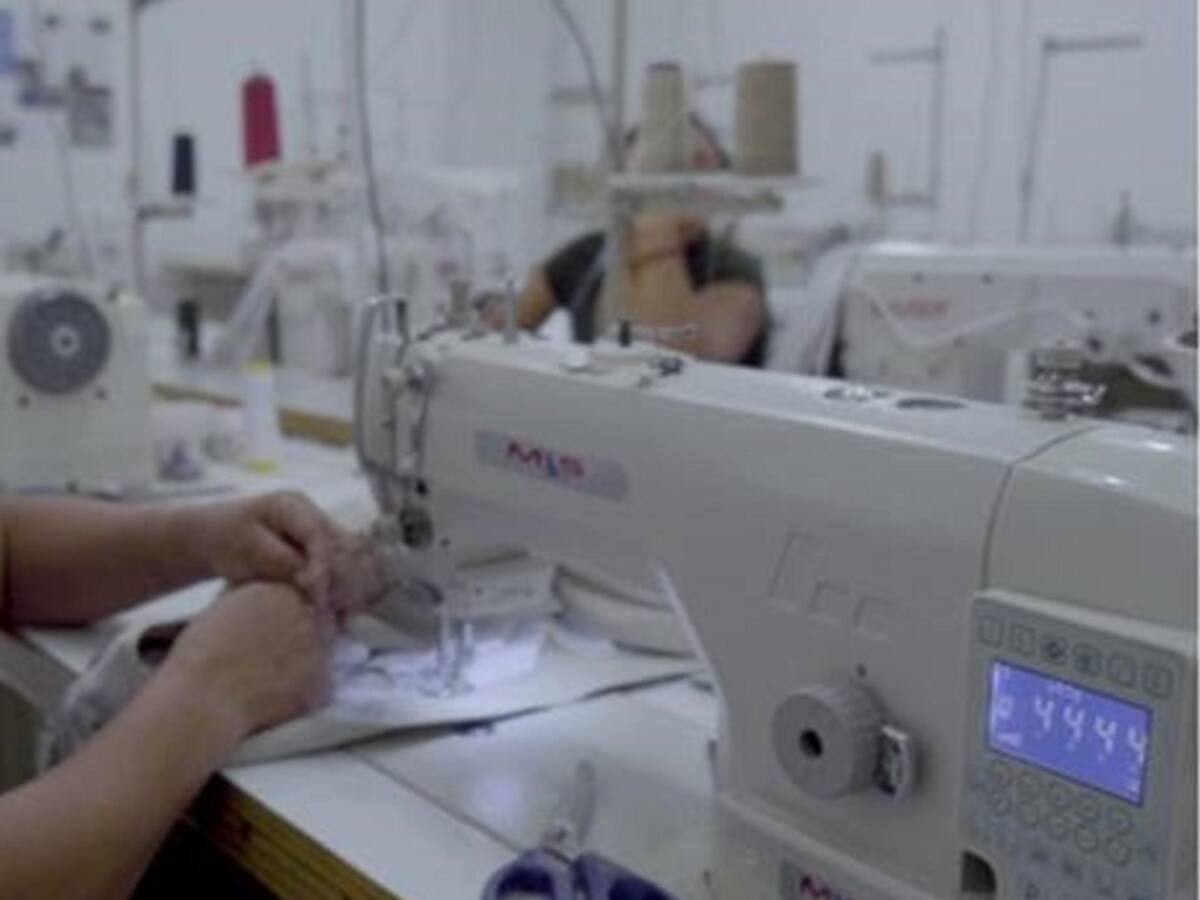 'Fariana Confecciones': la fábrica en busca de la paz
