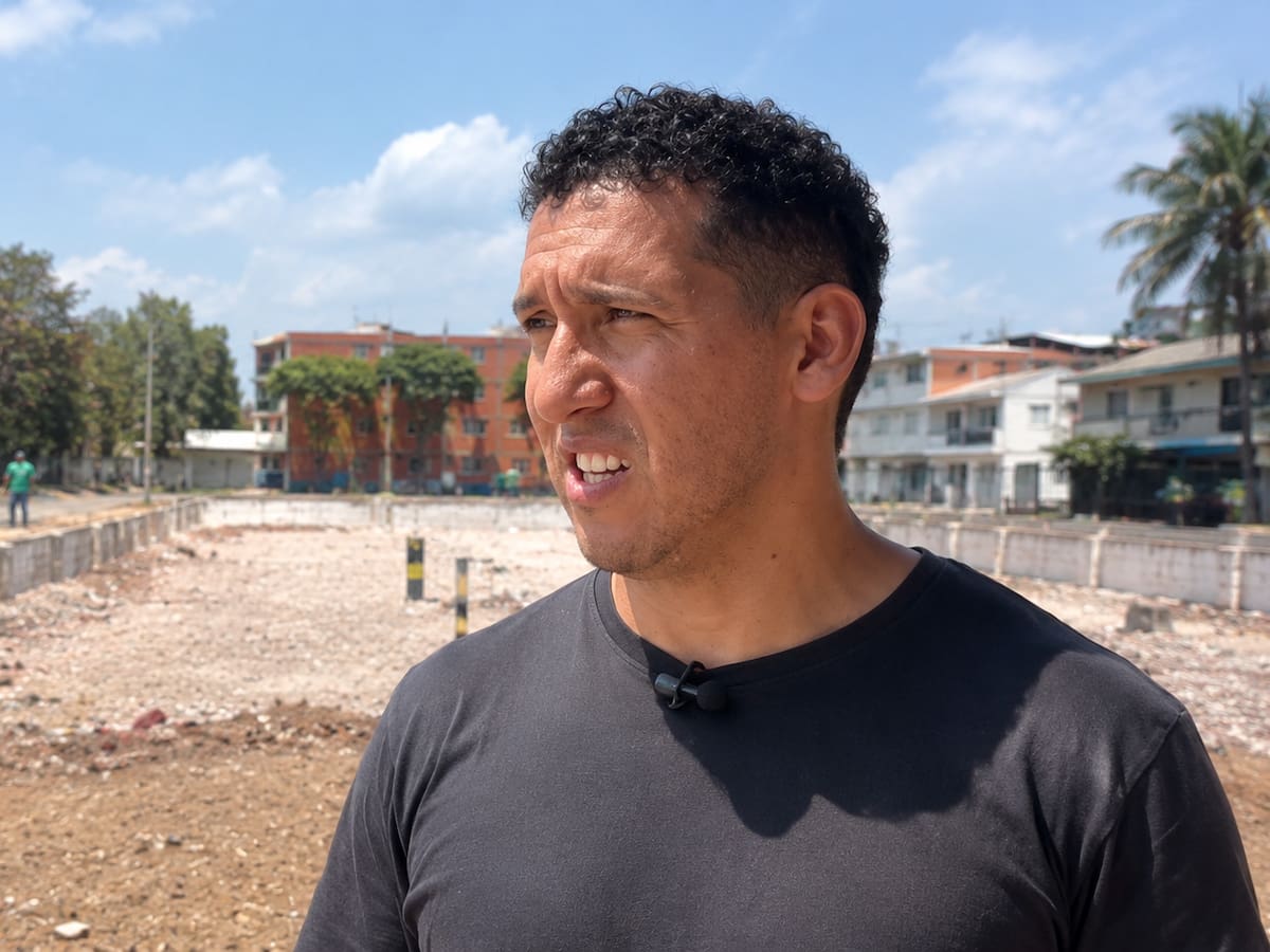 “Gracias, nunca nos sentimos solos”: el testimonio de Óscar Martínez un mes después del terremoto
