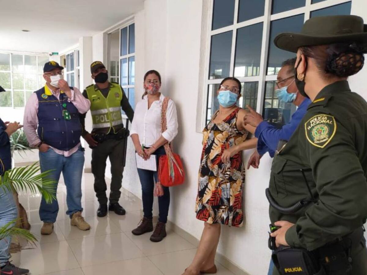 Mesa de trabajo para hacer seguimiento a edificios en riesgo en Cartagena