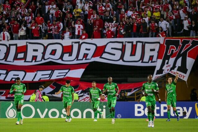 Los jugadores de La Equidad festejan el único gol del partido / Colprensa.