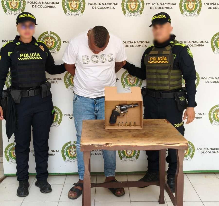 Tres capturados con armas de fuego ilegales y municiones en Cartagena