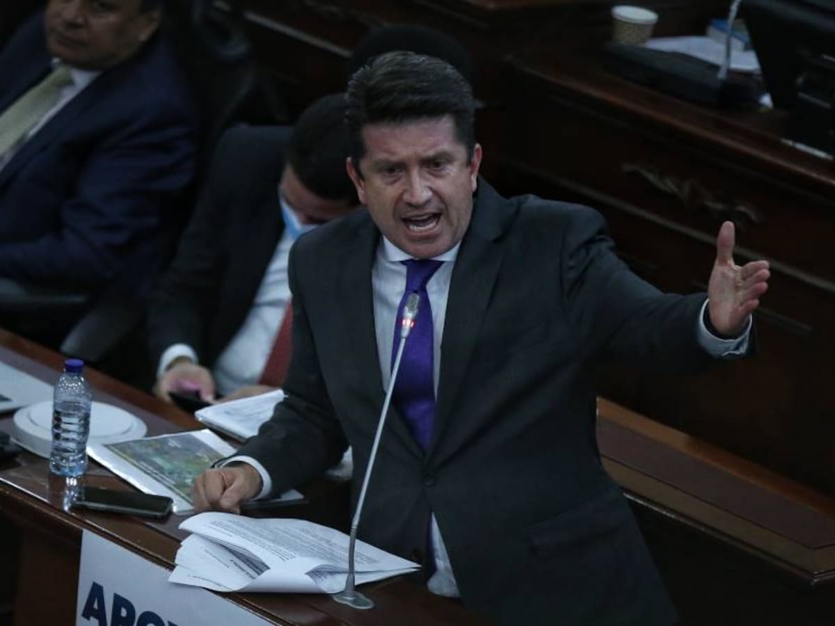 Cámara de Representantes niega moción de censura contra MinDefensa, Diego Molano