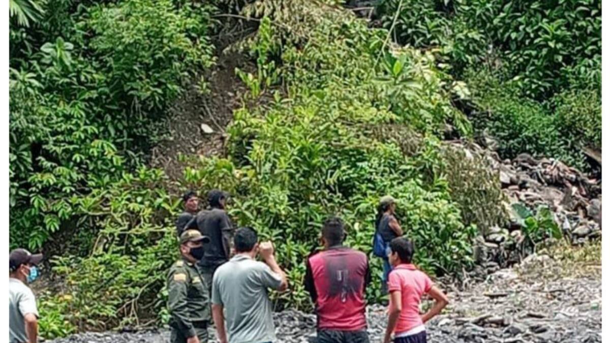 En Quípama deslizamiento de tierra dejaría persona atrapada