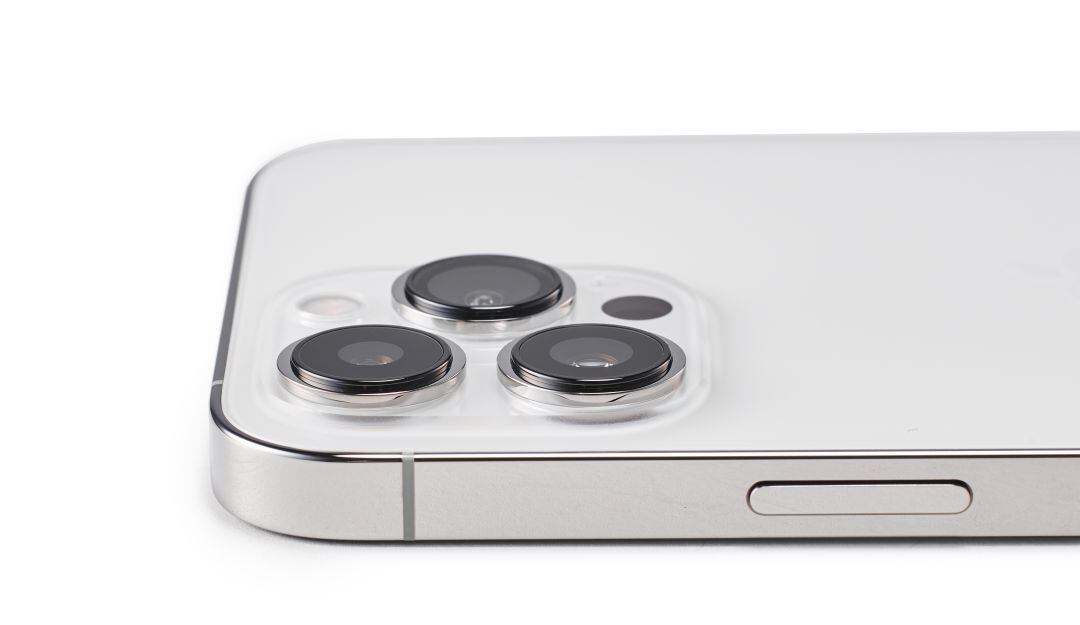 Iphone cae mientras una avioneta despegaba y no tuvo ningún daño