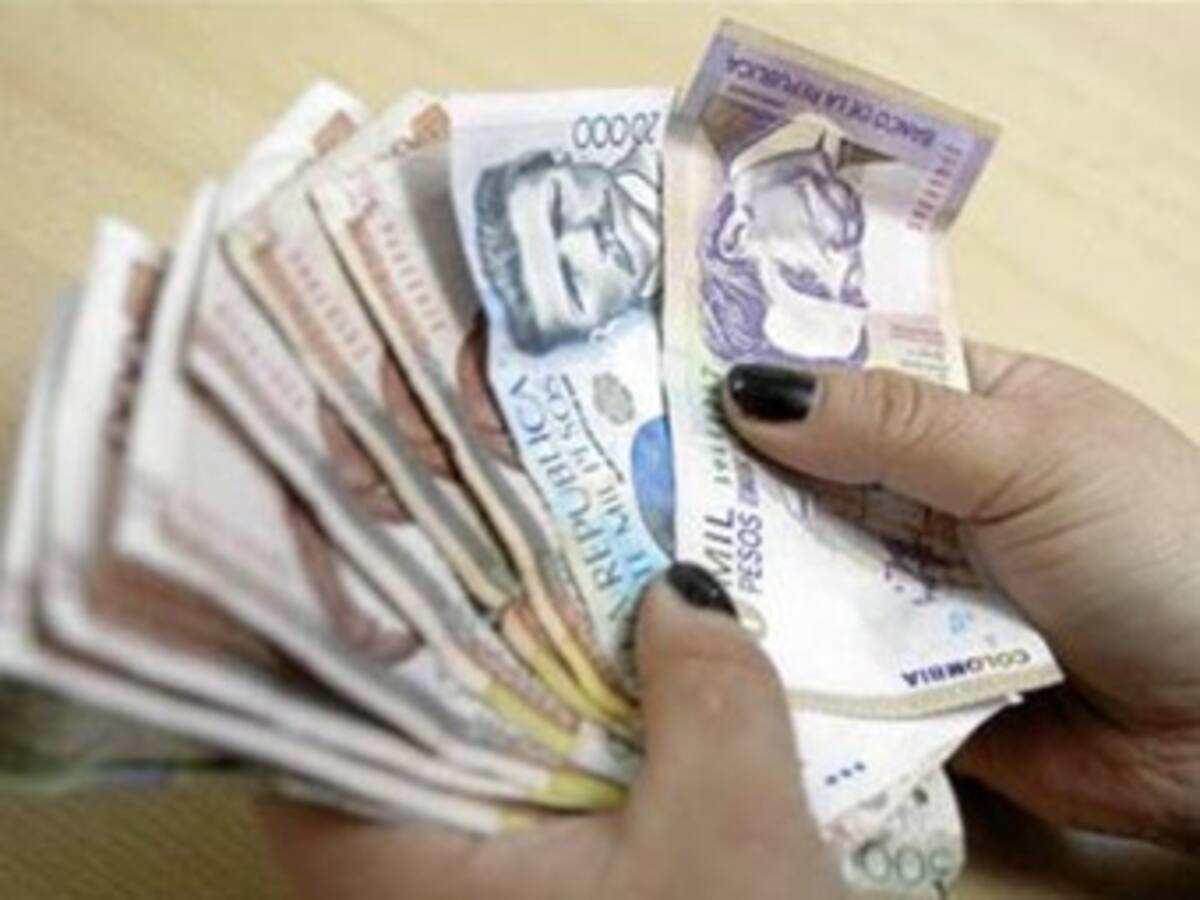 Trabajadores presentarán propuesta de incremento al mínimo este martes