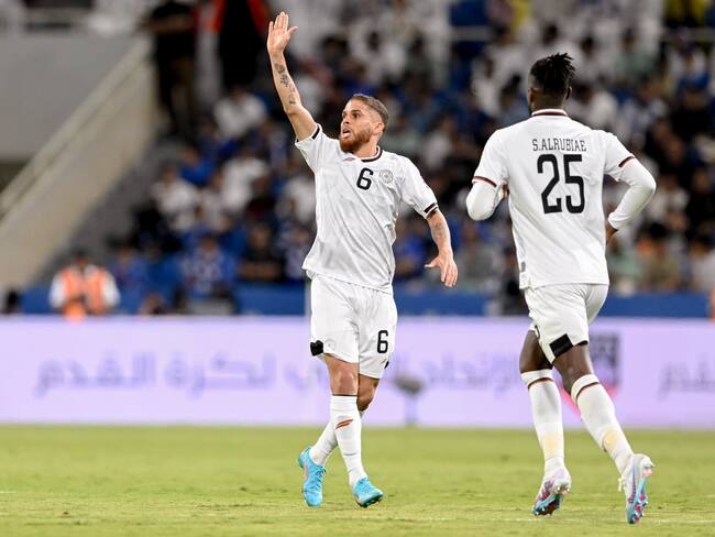 Gustavo Cuéllar marcó un golazo con el Al-Shabab / @AlShababSaudiFC