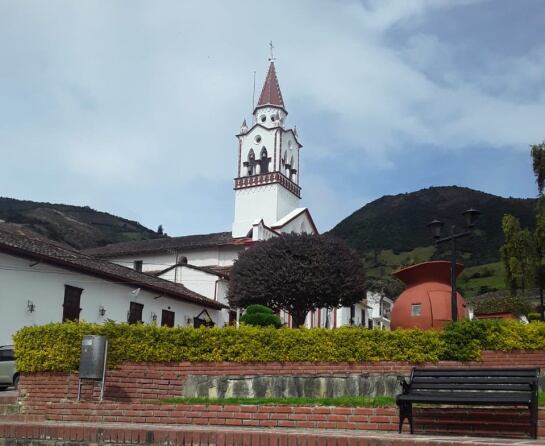 Parque de Cácota, donde se le rinde homenaje a los duraznos.