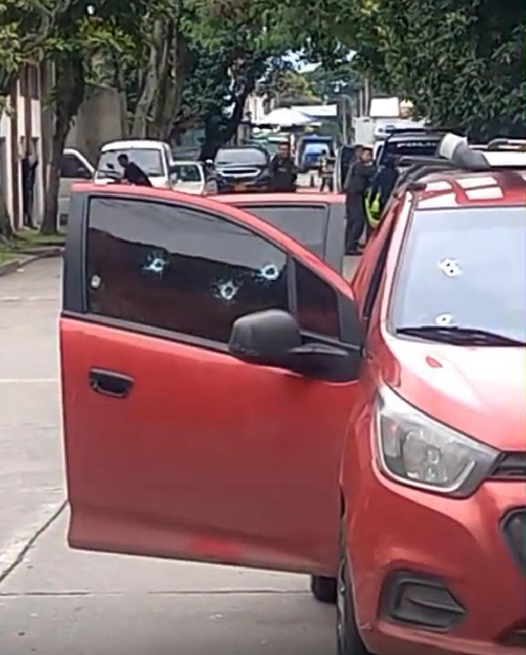 Las autoridades no descartan que los hechos estén relacionados con un ajuste de cuentas asociado a actividades de microtráfico.