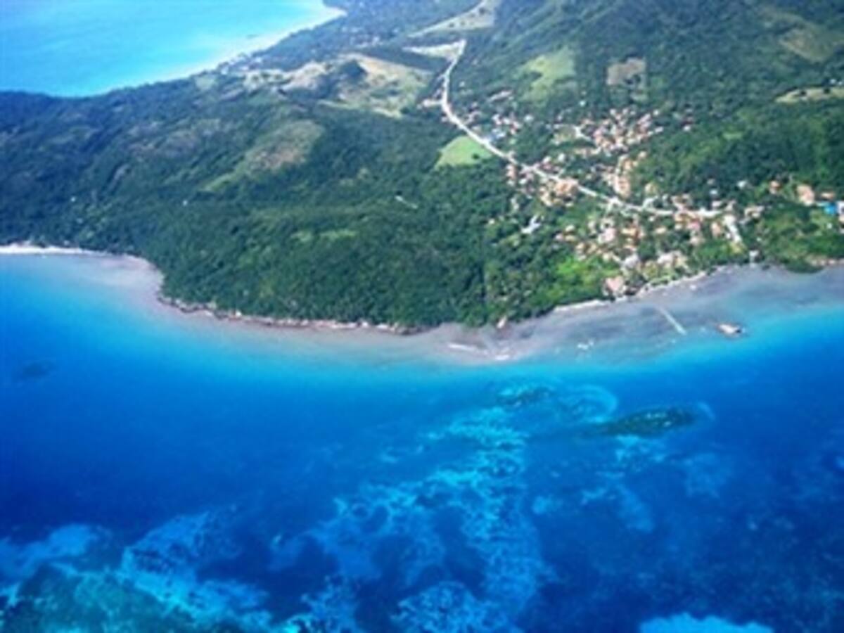 Mientras no haya fallo de La Haya se puede sobrevolar meridiano 82: excanciller nicaragüense
