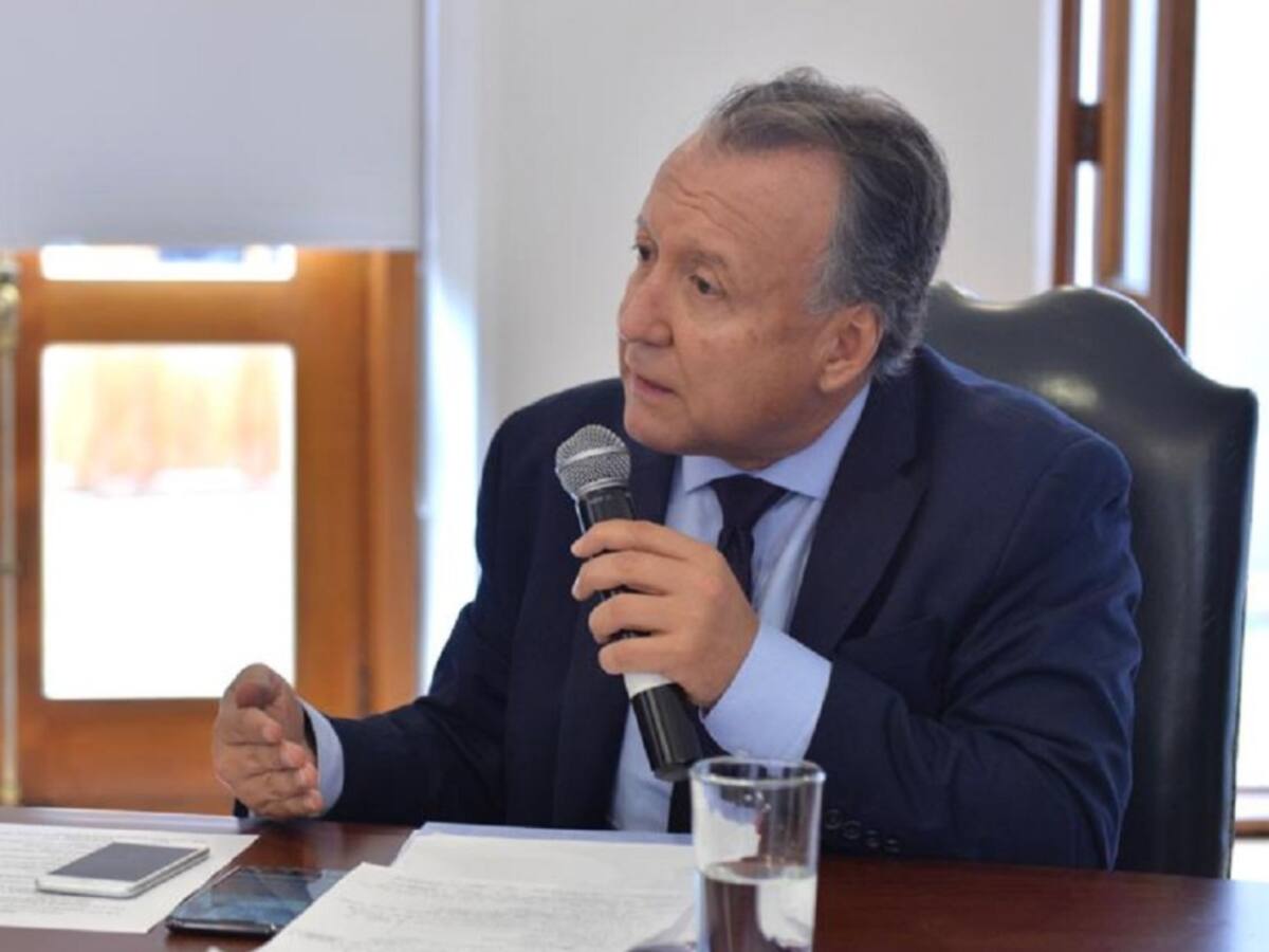 "Estamos analizando el protocolo del fútbol, hay que esperar":ViceMin Salud