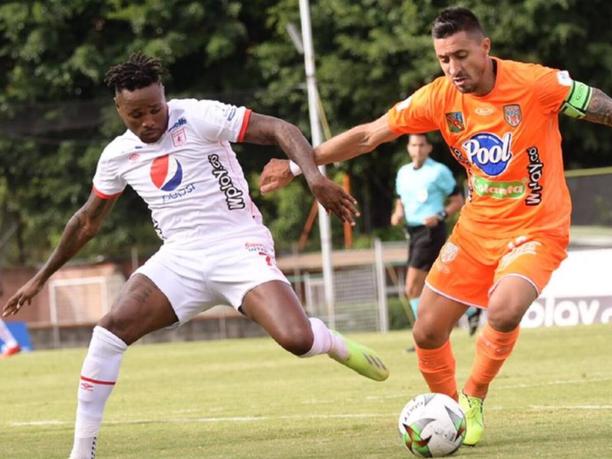 Envigado le corta la racha al América y gana su primer partido en Liga