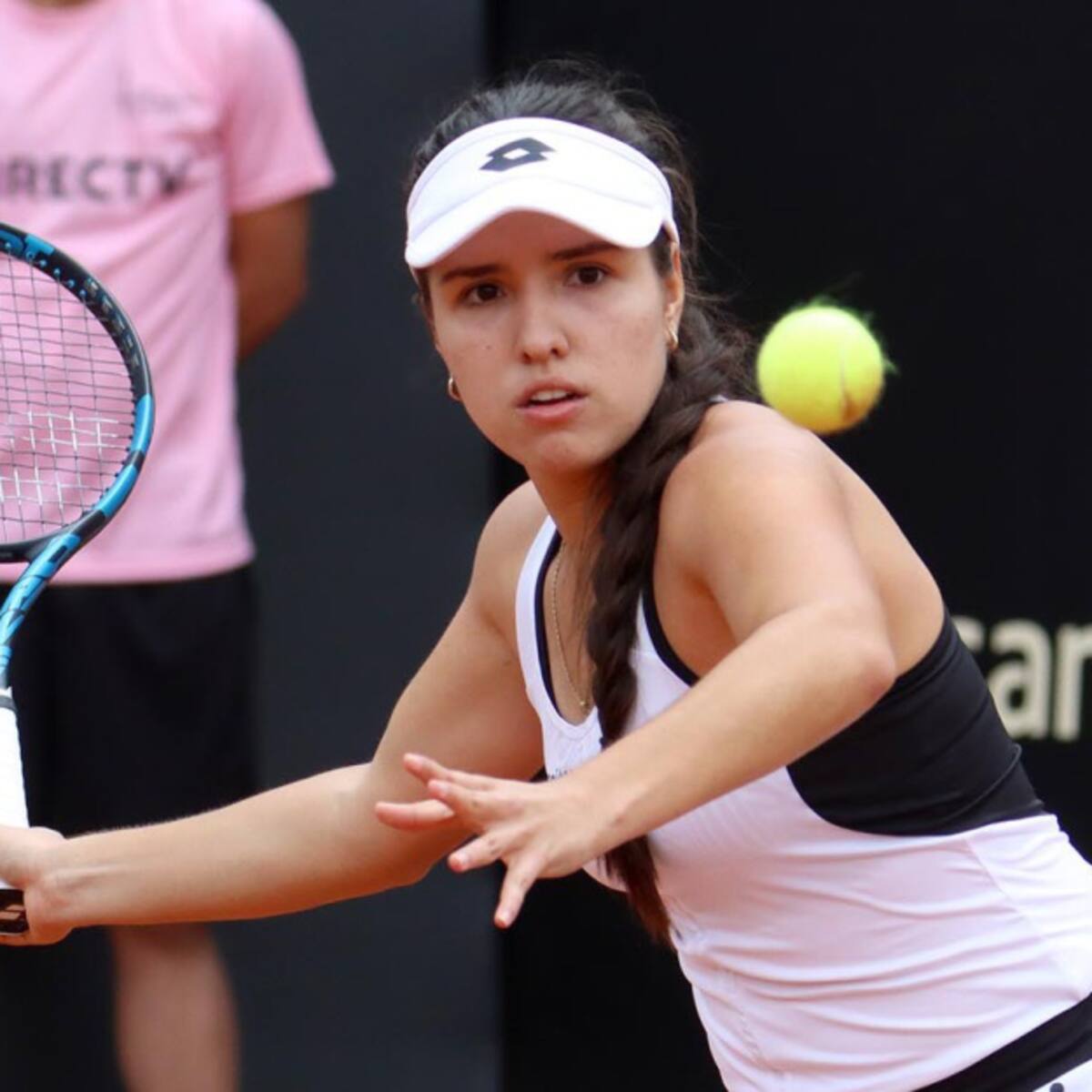 María Camila Osorio cae en semifinales del WTA 250 de Bogotá
