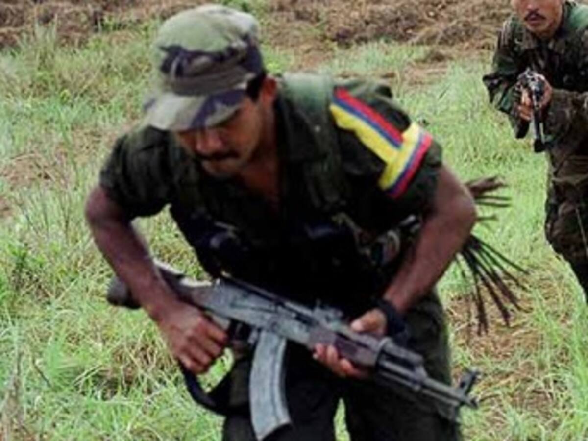 Las Farc están armándose mientras negocian en La Habana: ‘El negro Tomás’