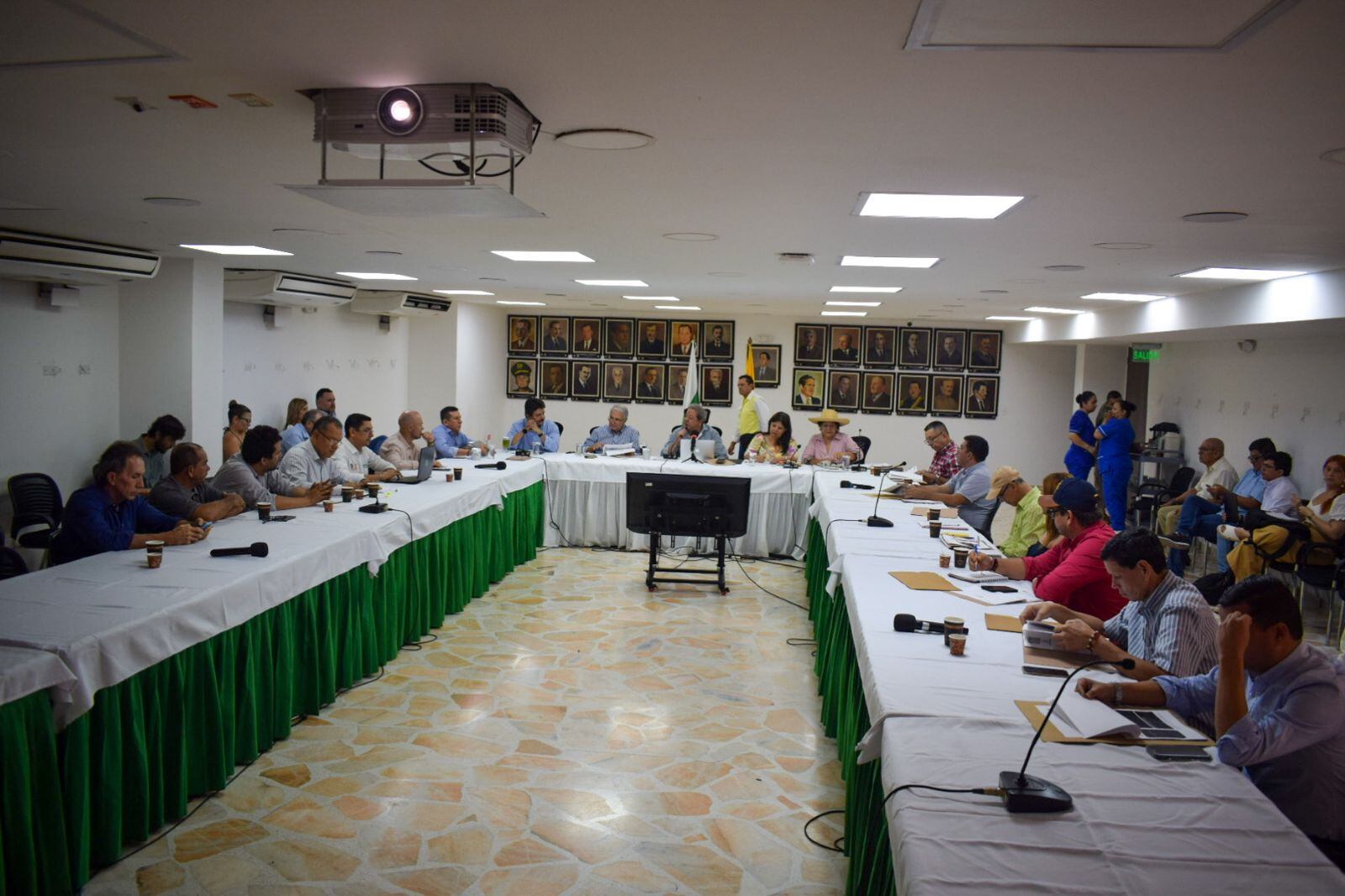 Se cumplió reunión de socialización del trabajo de la Comisión Accidental del Quimbo.