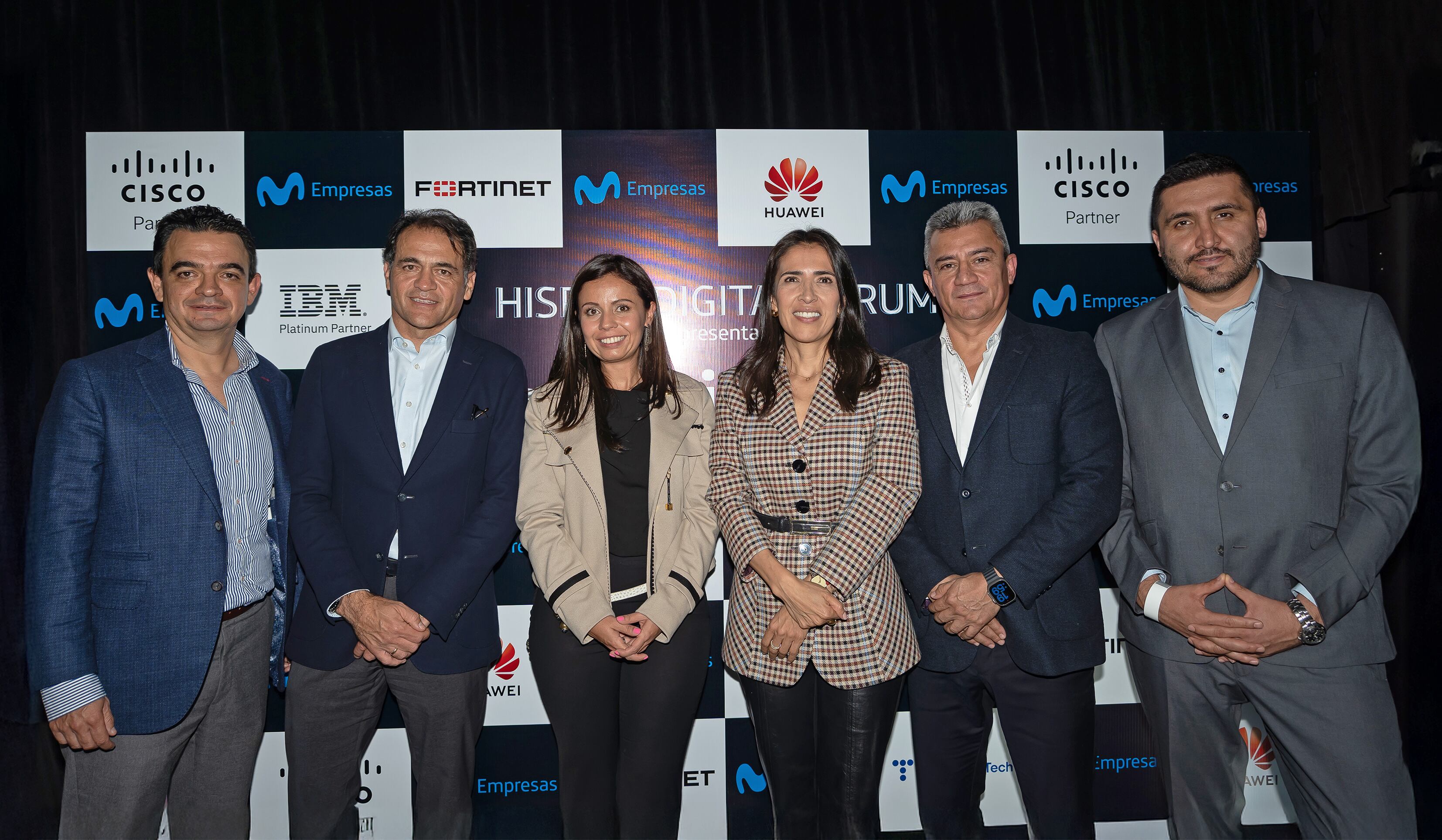 Juan Sebastián Estévez, Ecosystem Manager IBM Norte Suramérica, Fabián Hernández, CEO Telefónica Movistar Colombia; Jennifer Suárez, Country Manager Telefónica Tech Colombia; Bibiana Marulanda, directora B2B Movistar Colombia; Edgar Osorio, director de Service Providers Colombia Fortinet y Alex Tapia, director de Ingeniería para la región Andina Cisco