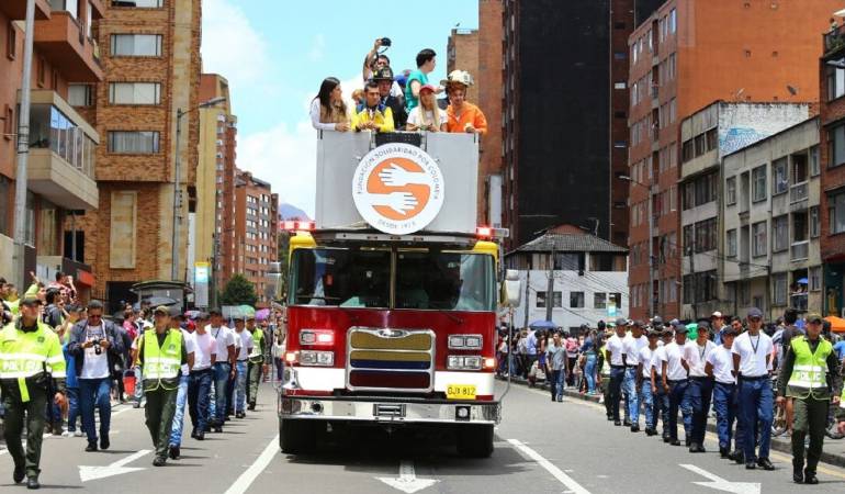 Mas de 500 mil personas se unen en torno a "La Caminta de la Solidaridad"
