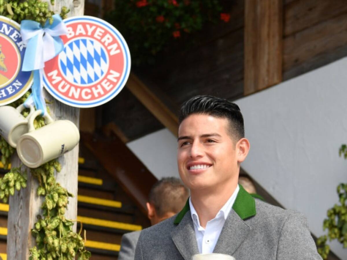 James y Bayern Múnich celebran el día de la cerveza en Alemania
