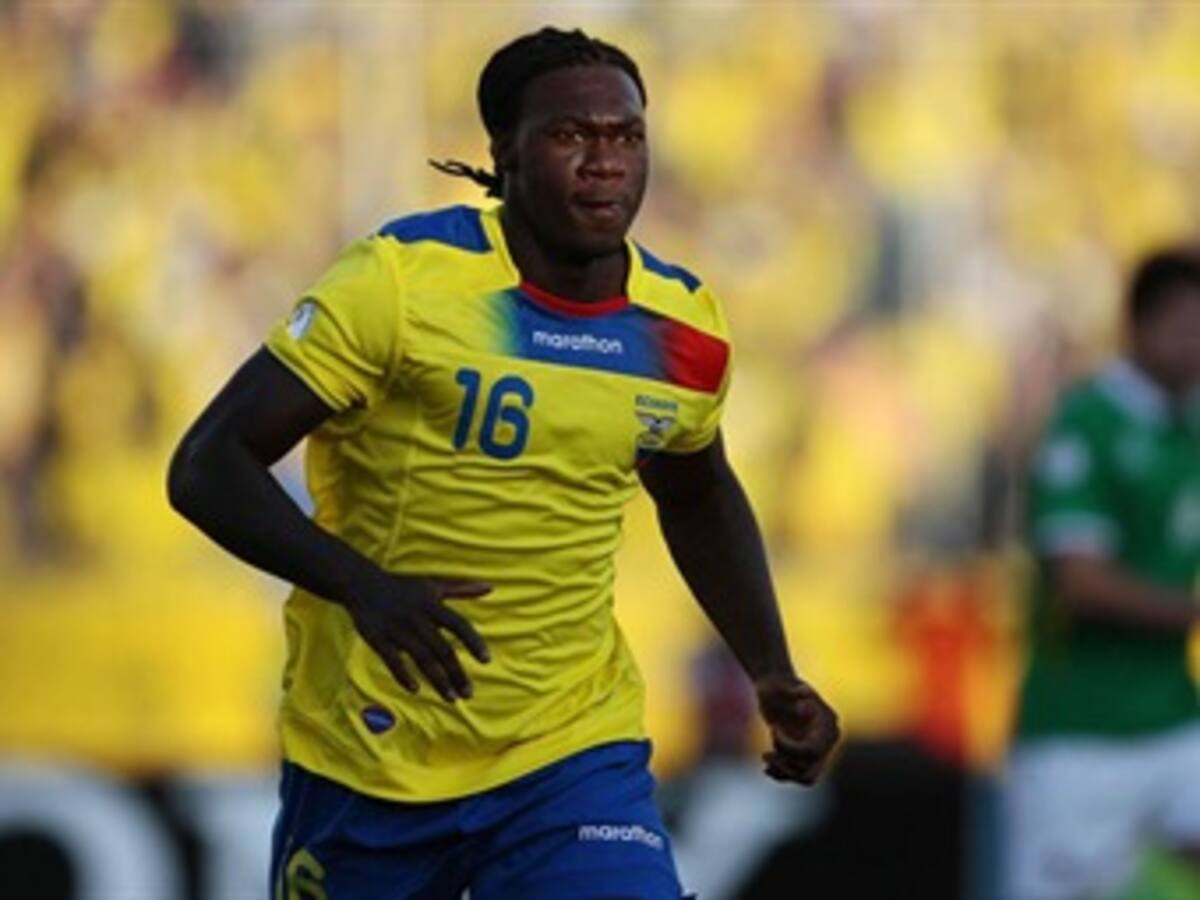 Felipe Caicedo: 'Vamos a aprovechar nuestra ventaja como locales ante Paraguay'