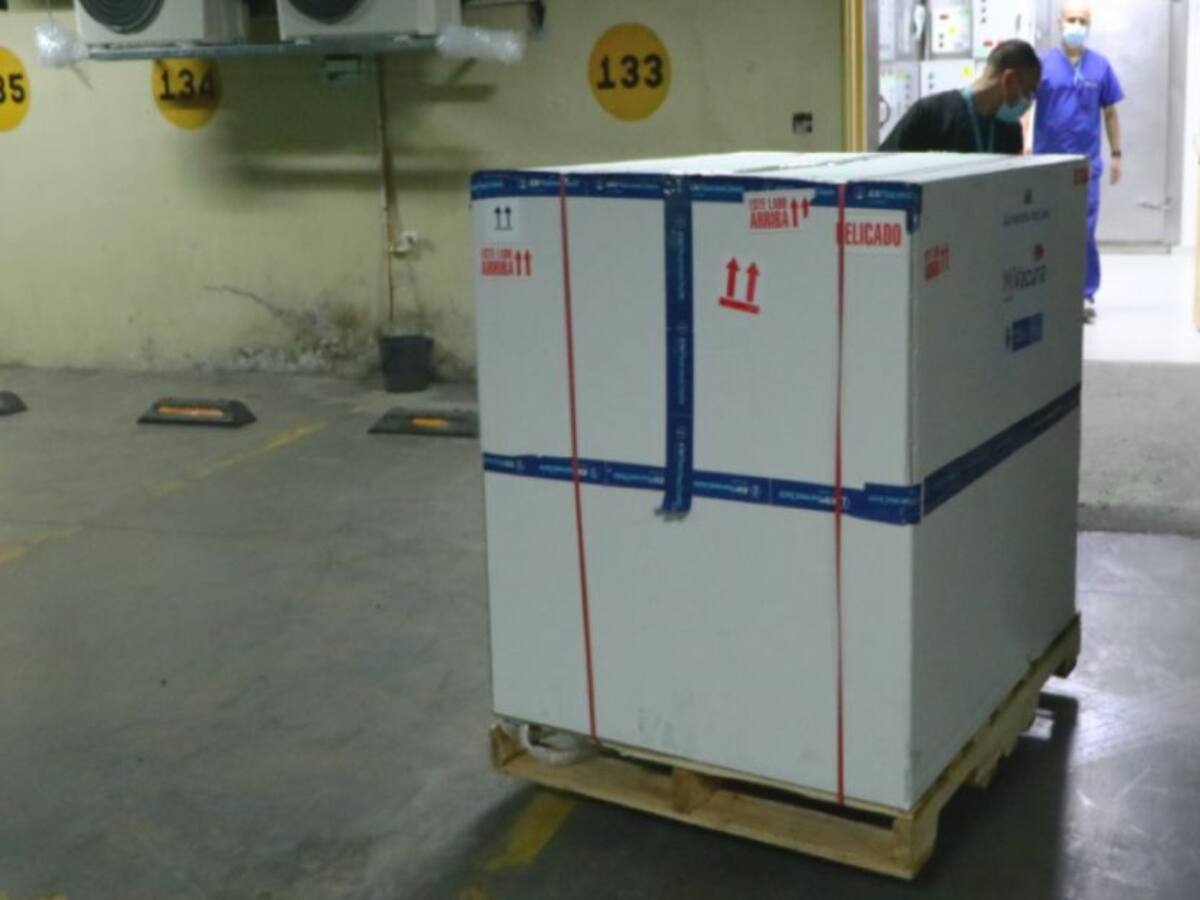 Bogotá recibió 12.026 dosis de vacuna de Sinovac