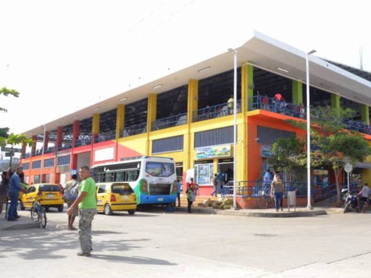 Toman acciones por la seguridad de comerciantes en el Mercado Público