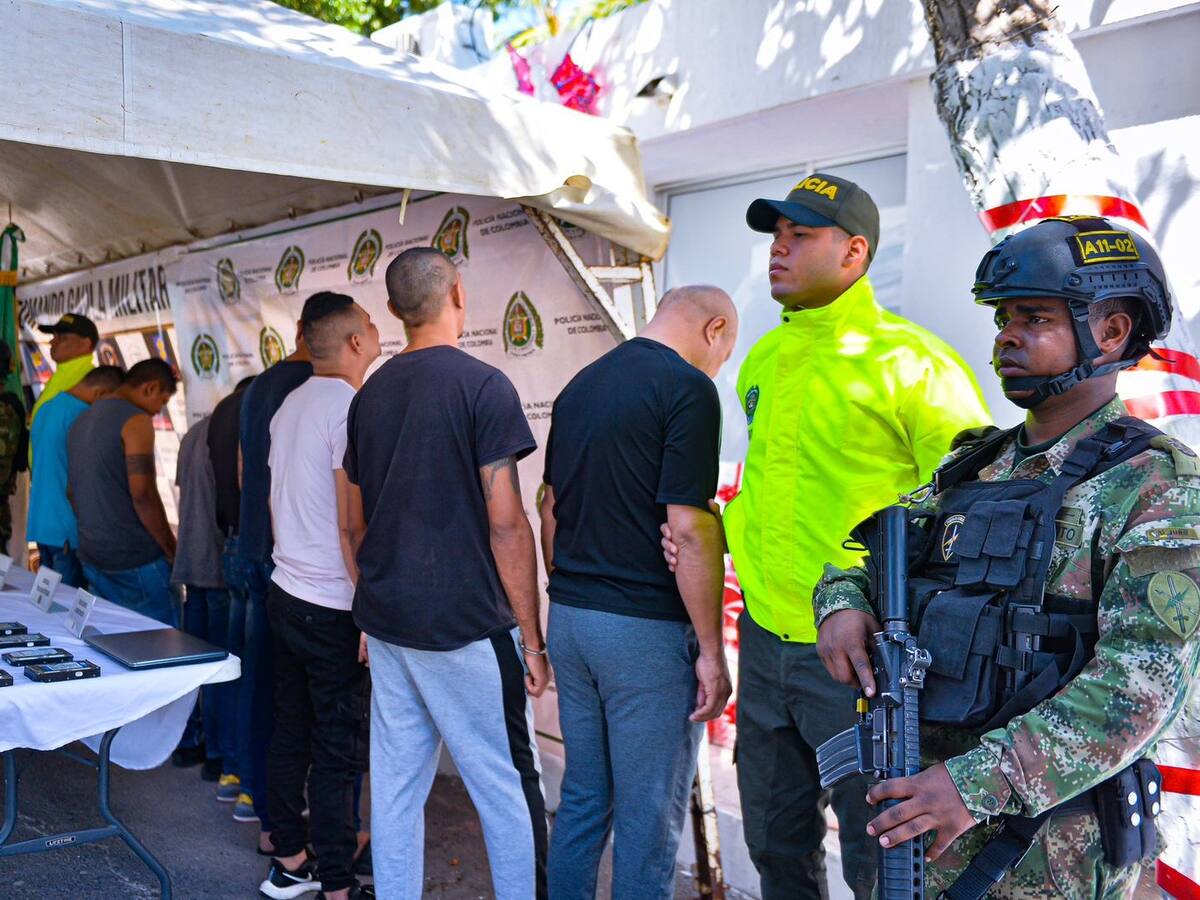 Capturan en Bosconia a 10 presuntos integrantes del Clan del Golfo