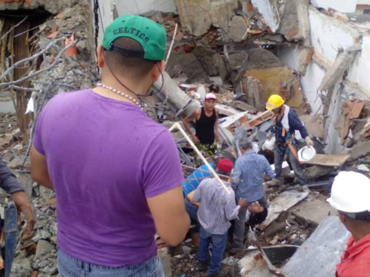 Evacuación preventiva en predios de Nacederos tras el colapso de una estructura