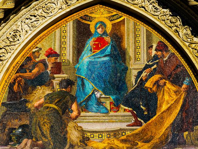 Virgen María fachada Catedral Florencia - Getty Images