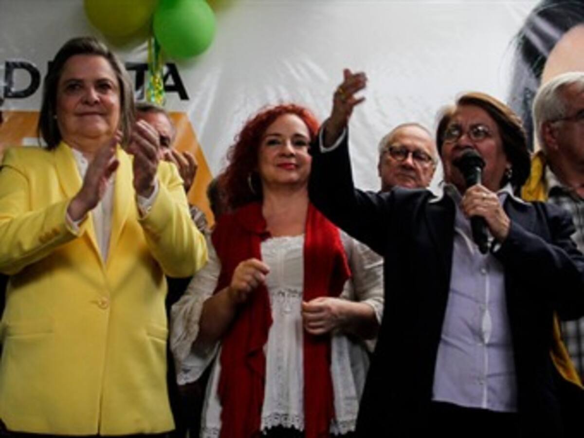 Clara López definirá el lunes apoyos para segunda vuelta