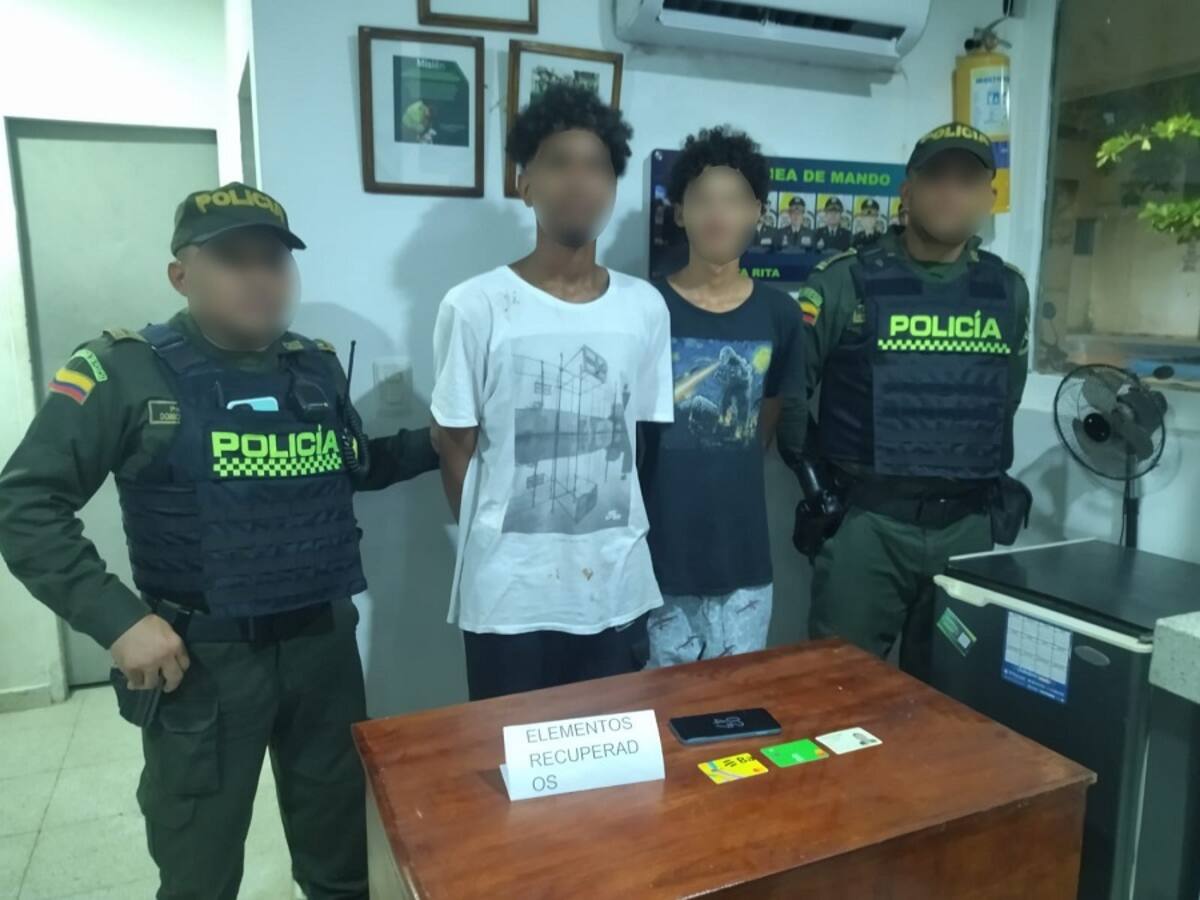 Capturados dos presuntos delincuentes por el hurto de un celular y tarjetas de crédito