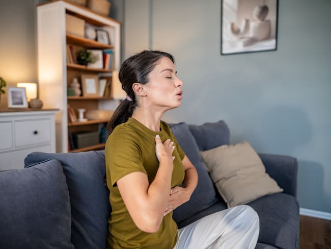 “El miedo a ser visto: la clave para romper las cadenas sociales y reconectar con nuestra esencia