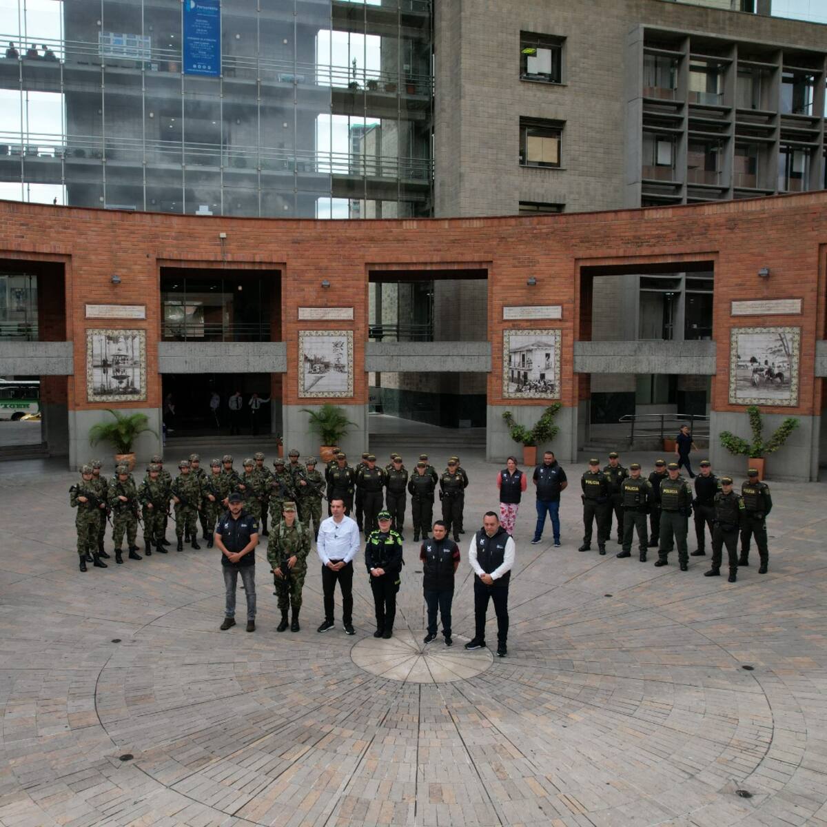 El primer escuadrón de mujeres, del Ejército y la Policía, en el país, estará en Itagüí